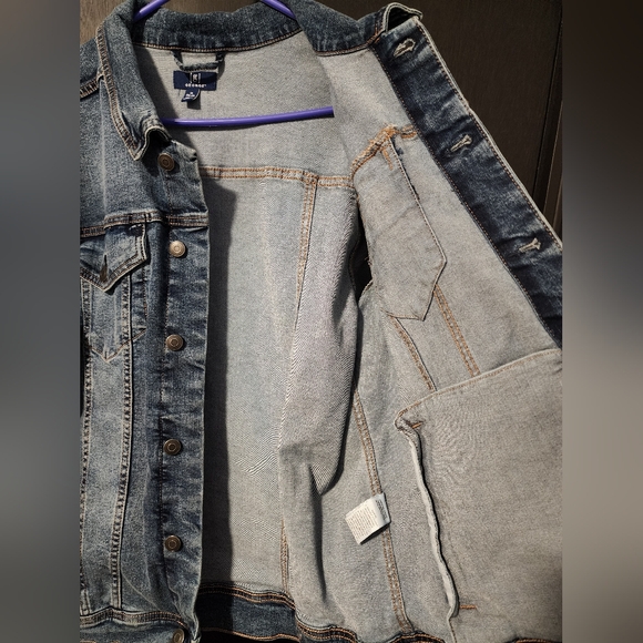 Denim jacket - Picture 4 of 4